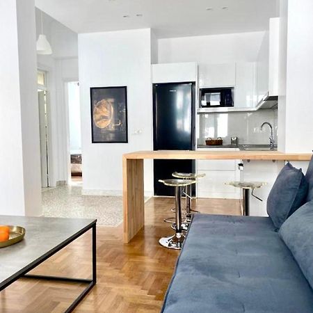 אתונה Modern 3Br Maisonette With Garden 10 Min From Acropolis מראה חיצוני תמונה