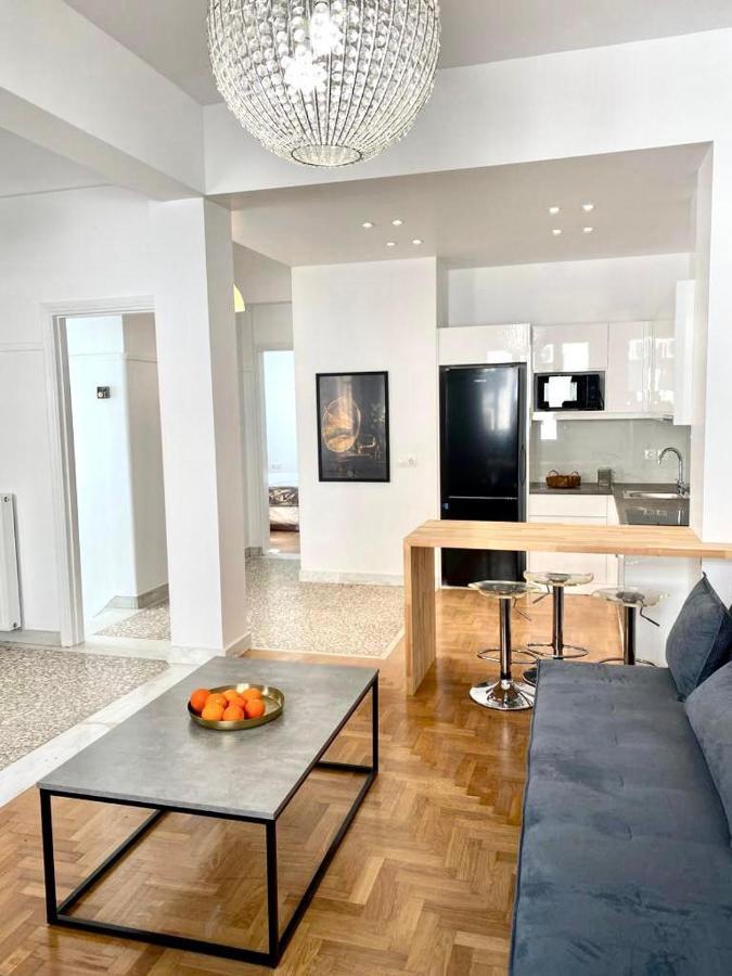 אתונה Modern 3Br Maisonette With Garden 10 Min From Acropolis מראה חיצוני תמונה